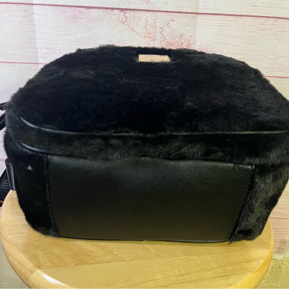 Juicy Couture NWT Faux Fur Black BackPack - Picture 8 of 11